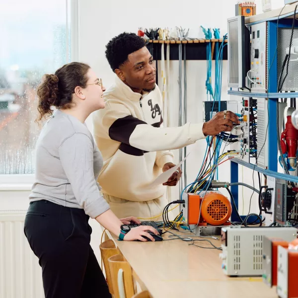 Bachelier en Électromécanique-Ephec Tech.jpg